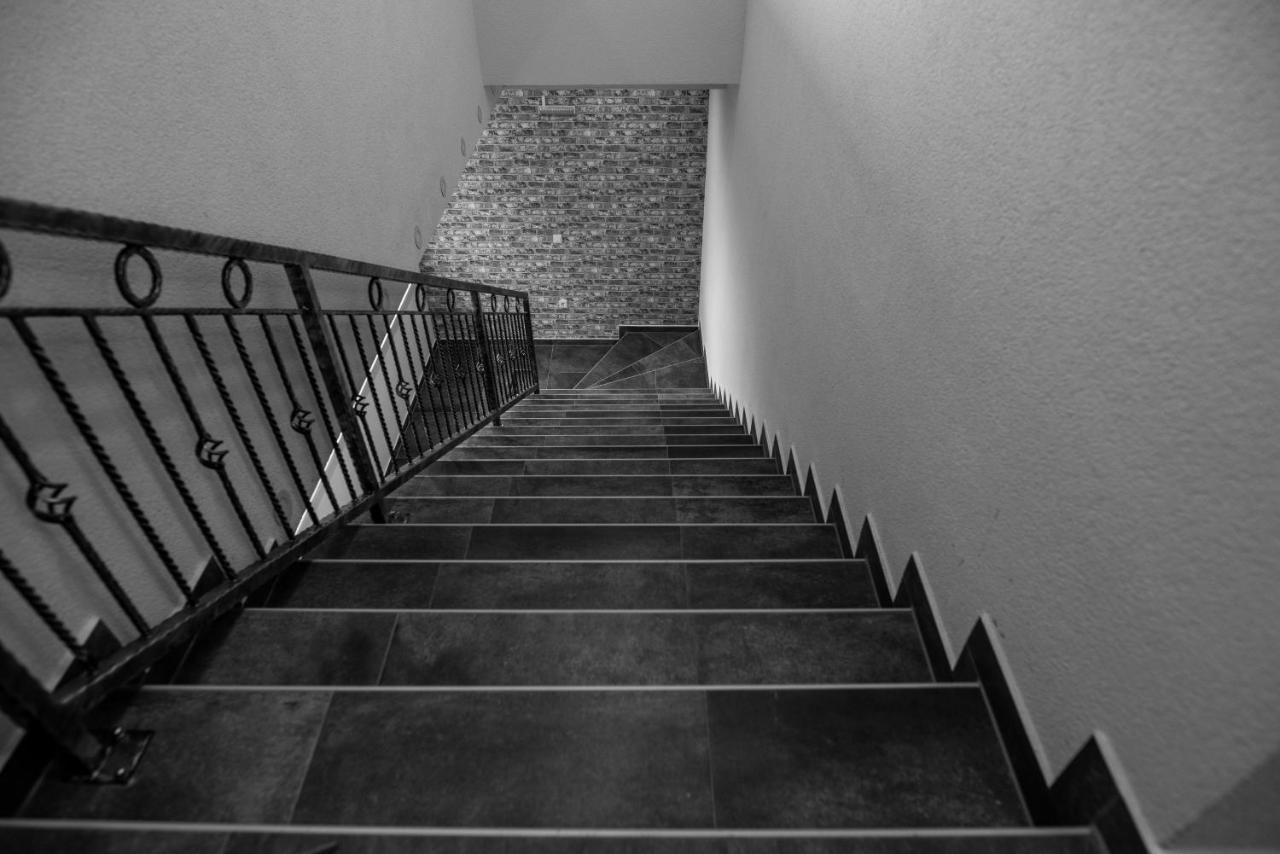 Apartments And Rooms Villa Majestic Bihac Ngoại thất bức ảnh
